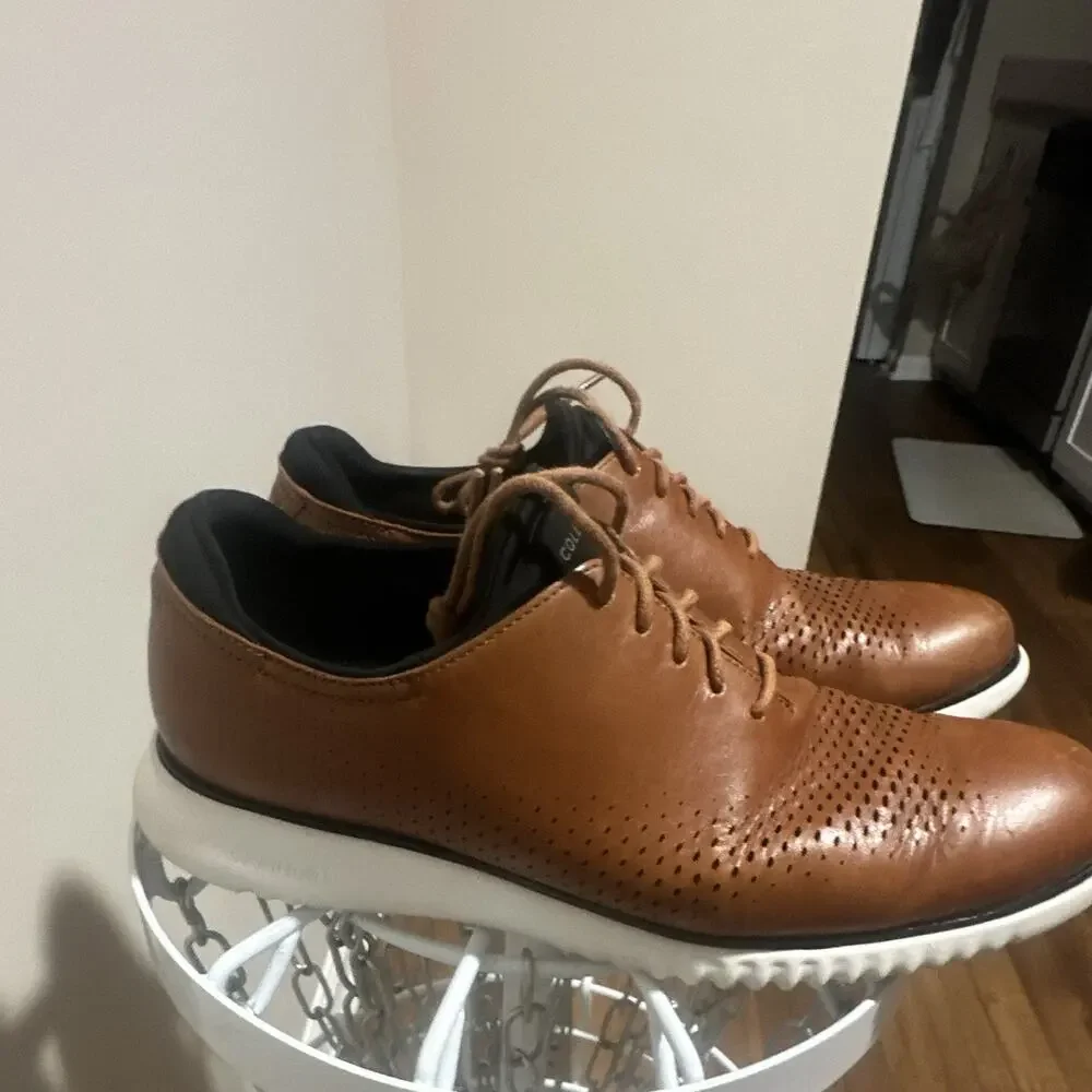 Cole Haan Men’s Brown Leather Perforated Lace-Up Sneakers White Sole 10.5